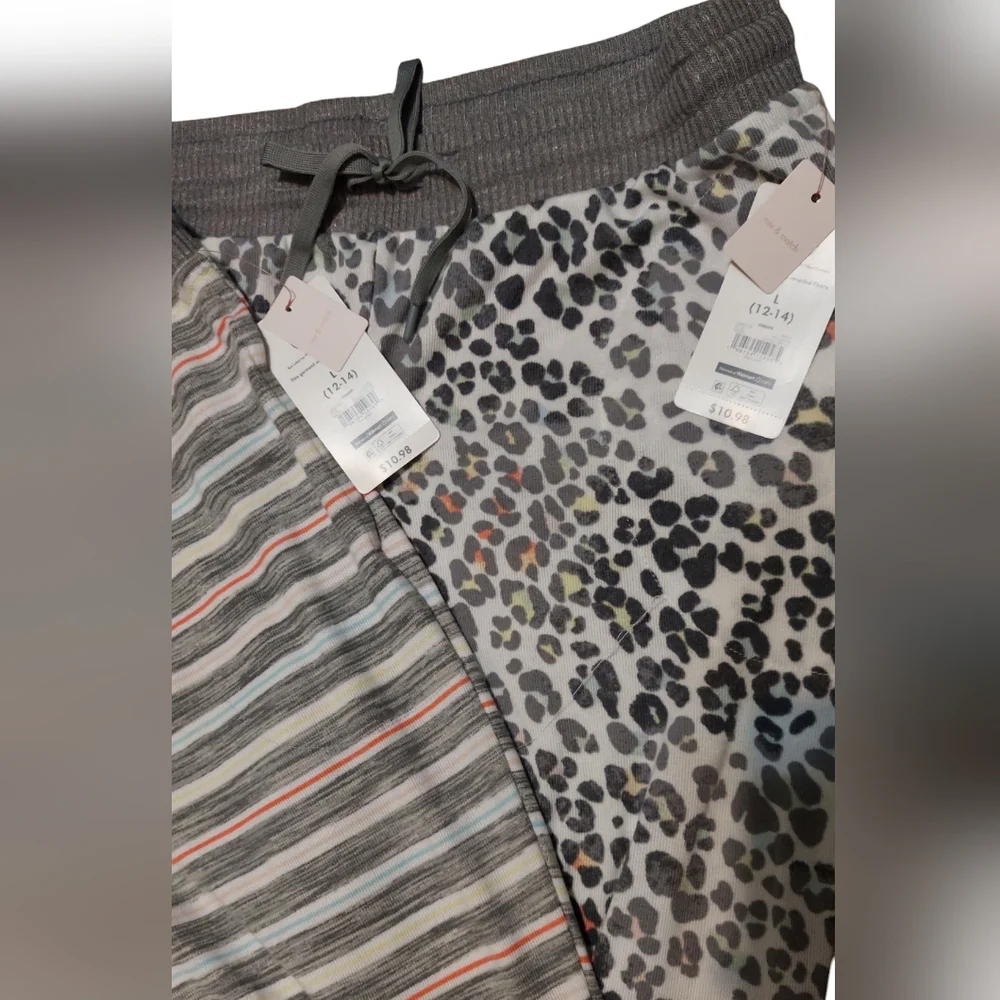 TWO Secret Treasure pajama pair gray lounge joggers cheetah and striped print - Picture 4 of 5